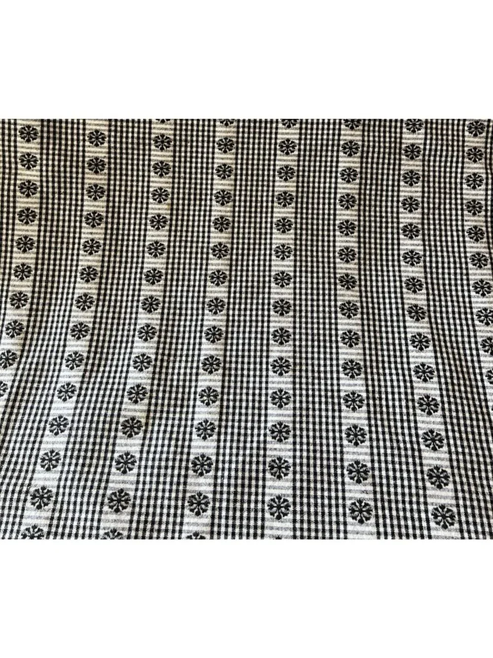 Gingham Check Tablecloth 57” x 82” Black & White Flower 80% Cotton Bella Lux VTG